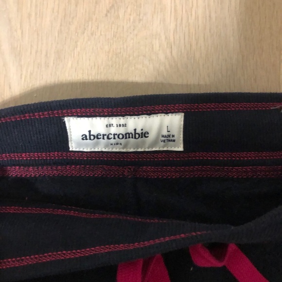 Sweatpants - Picture 3 of 3